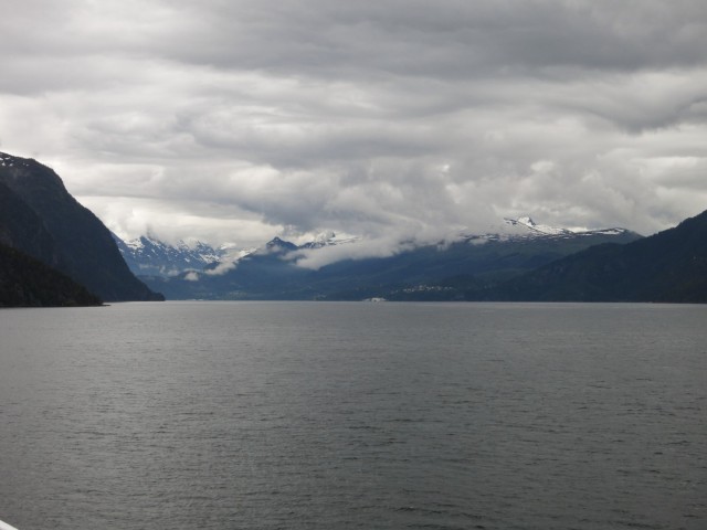 Hurtigruten_2015-06-18_11-43